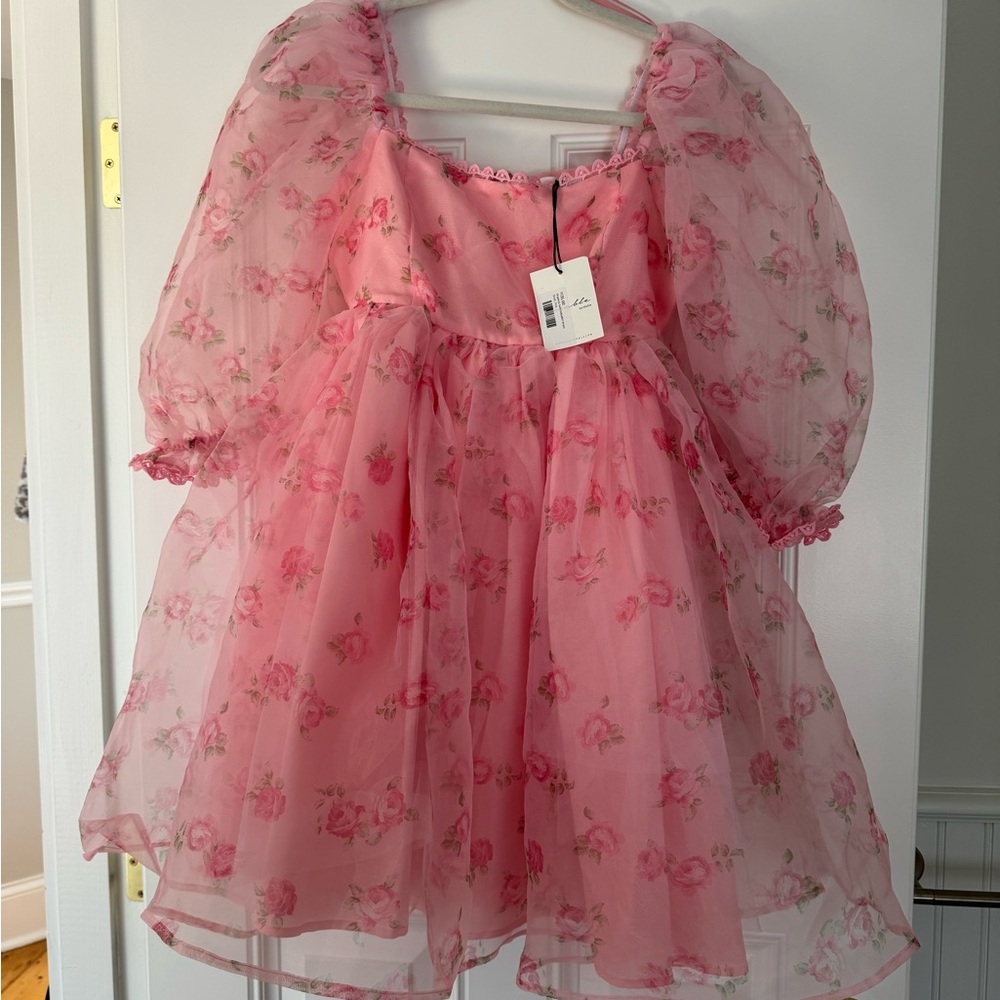 Floral pink dress